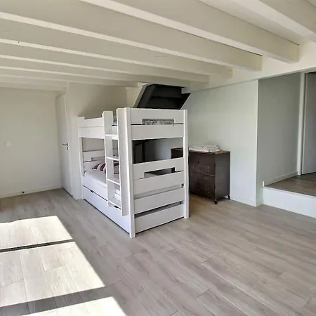Apartament - A Pieds - Climatisee Piscine -