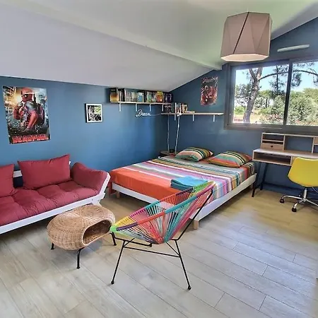 - A Pieds - Climatisee Piscine - Apartament *